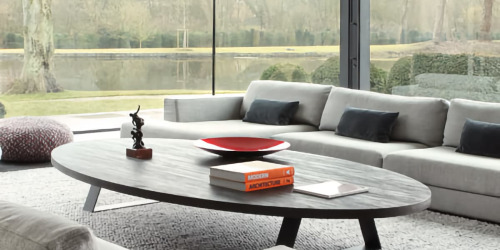 Quelle forme de table basse choisir selon son canapé et la taille du salon ?